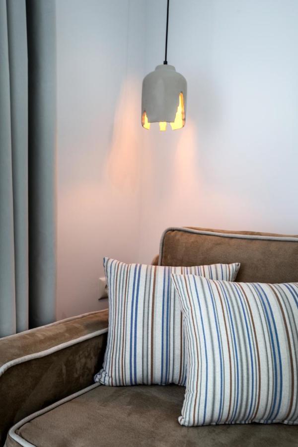 Linden Apartment Potos
